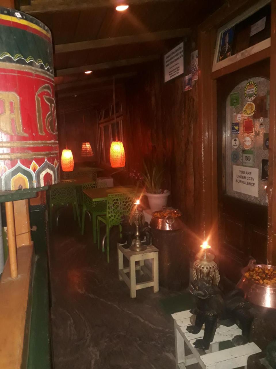 Hotel Kabur เปลลิง ภายนอก รูปภาพ