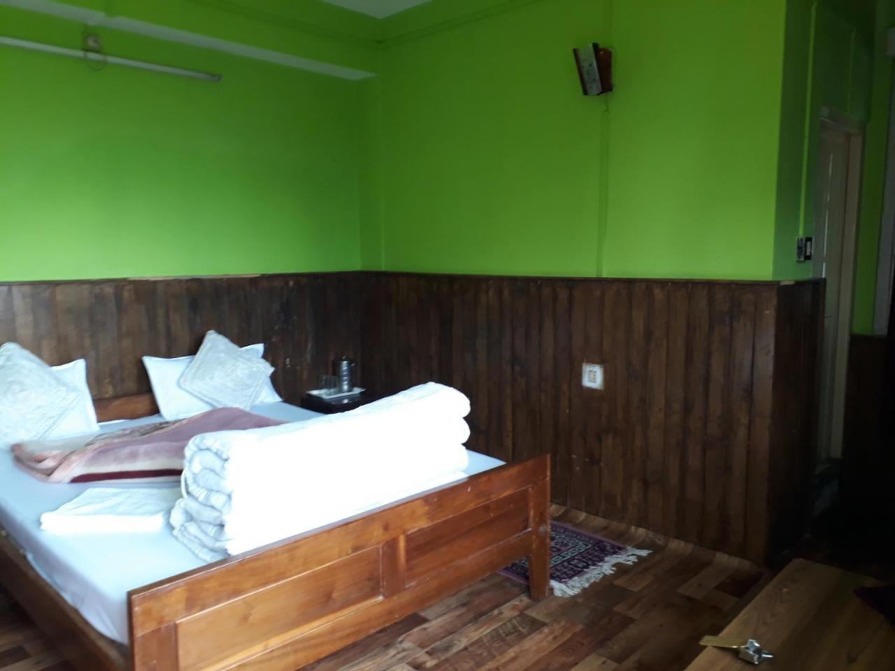 Hotel Kabur เปลลิง ภายนอก รูปภาพ